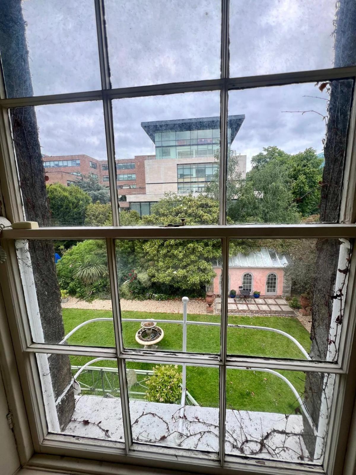 Apartament Burlington Townhouse Dublin Zewnętrze zdjęcie